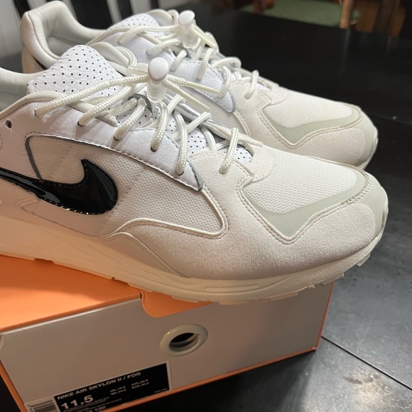 Nike x Fear of God Skylon sneakers and Fear of God Jeans Bundle - Picture 12 of 15